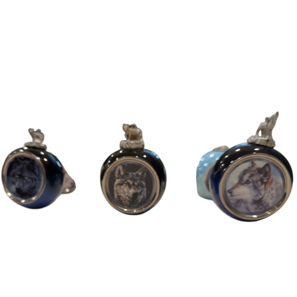 Bradford Exchange Wolf Series Ornaments - Picture 6 of 11